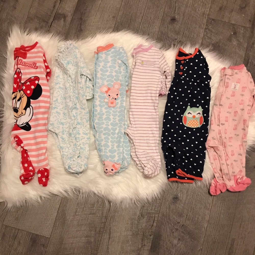 Bundle of baby girl sleepers / footed pjs 3 months